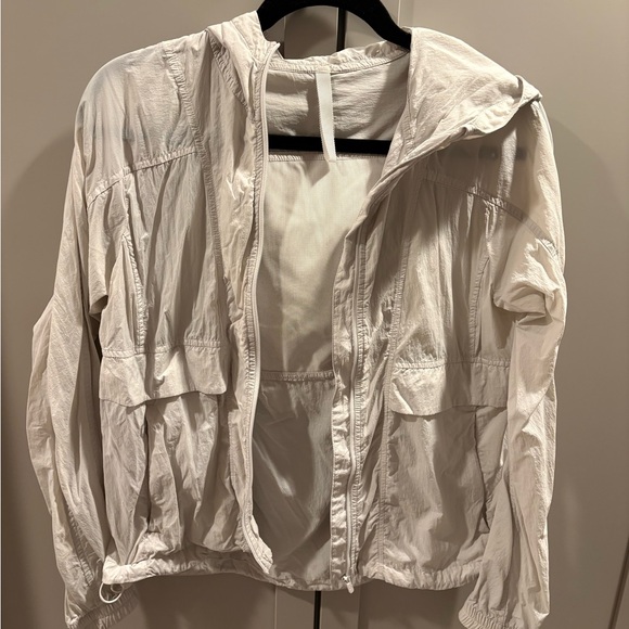 lululemon athletica White Jacket - Picture 2 of 5